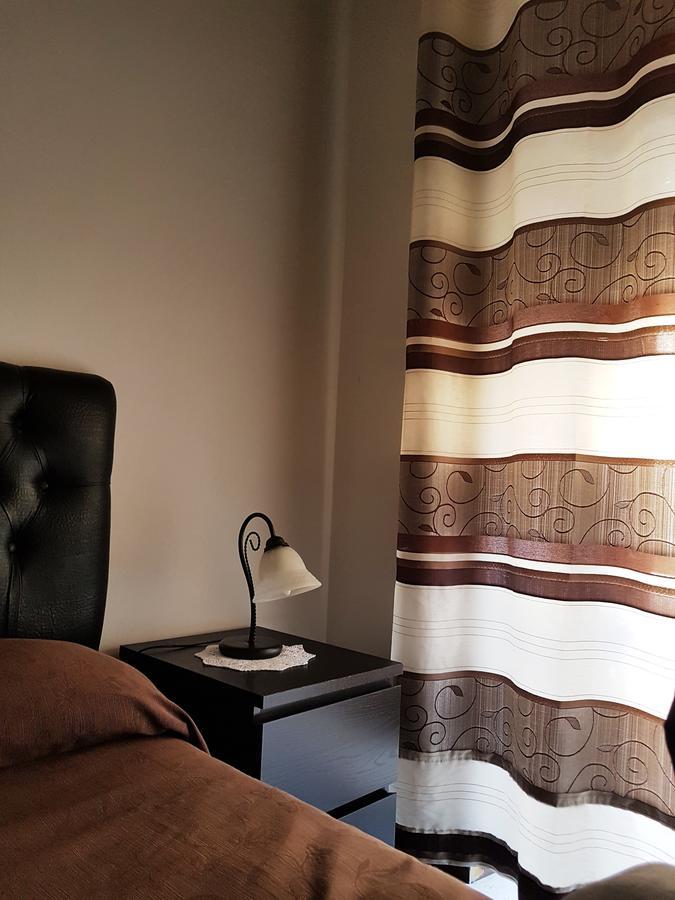 Crispi Rooms Катанія Екстер'єр фото